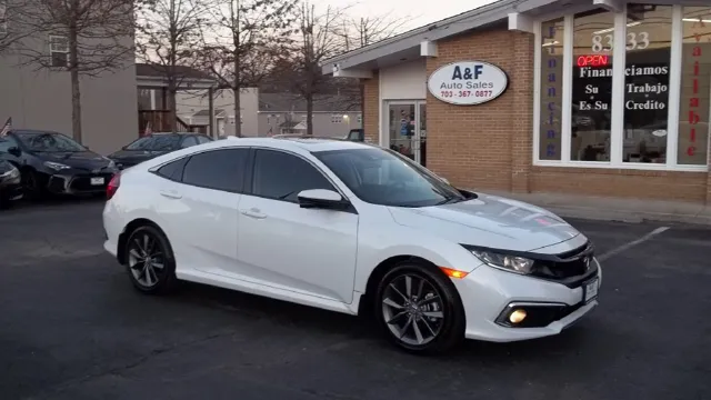 2019 Honda Civic EX-L's photo