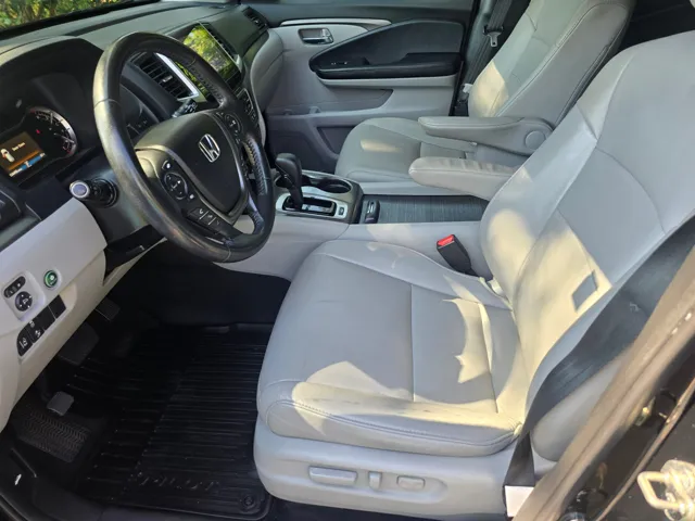 2017 Honda Pilot EX-L - Photo 6