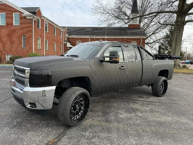 2008 Chevrolet Silverado 2500HD WT's photo