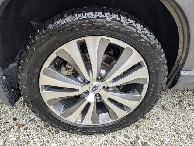 2019 Subaru Ascent Limited photo 18