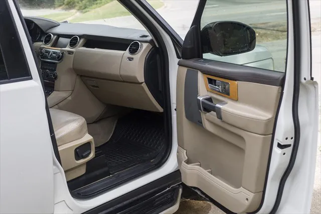 2016 Land Rover LR4 HSE LUX - Photo 19