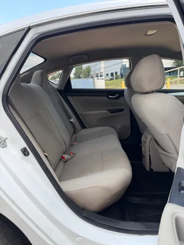 2017 Nissan Sentra S - Photo 13