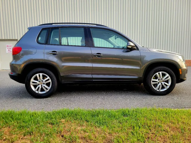 2016 Volkswagen Tiguan S - Photo 7