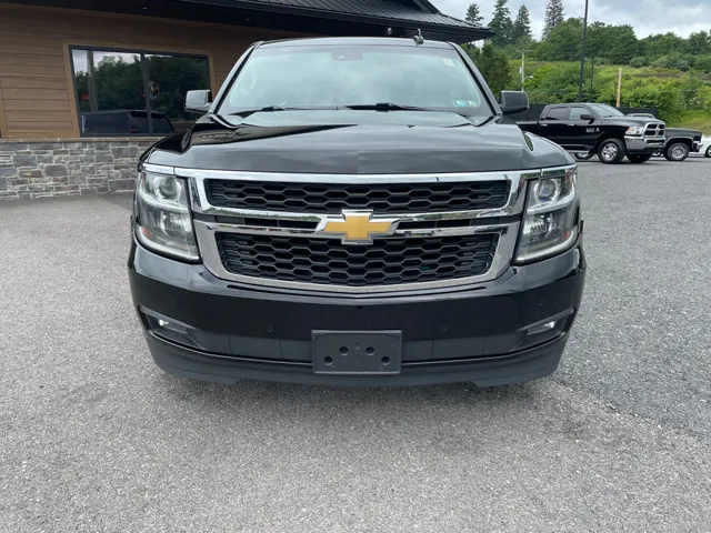 2019 Chevrolet Suburban LT photo 12