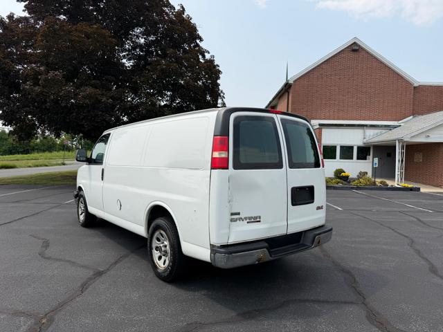 2011 GMC Savana