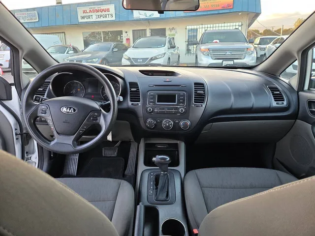 2014 Kia Forte LX - Photo 31