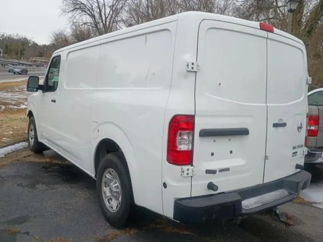 2013 Nissan NV Cargo S - Photo 6
