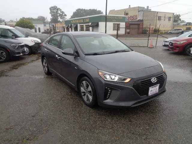 2018 Hyundai IONIQ Limited - Photo 11