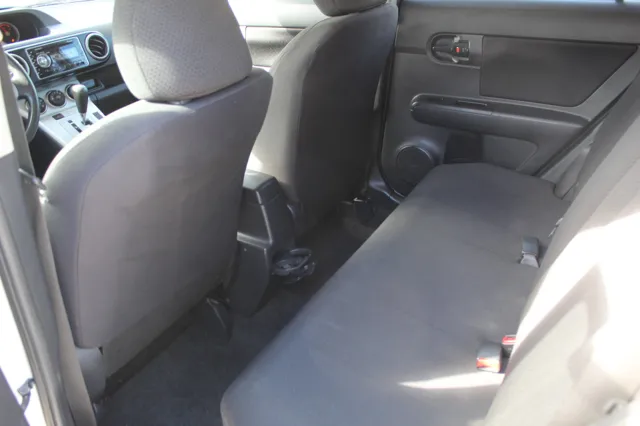 2009 Scion xB photo 16