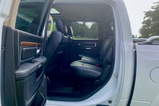 2017 RAM Ram 1500 Pickup Laramie - Photo 22