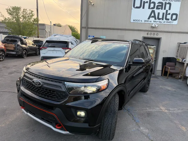 Vehicle Image 2