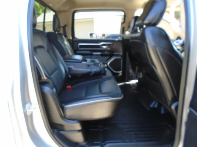 2019 RAM Ram 1500 Pickup Laramie - Photo 13