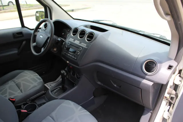 2013 Ford Transit Connect XLT photo 20