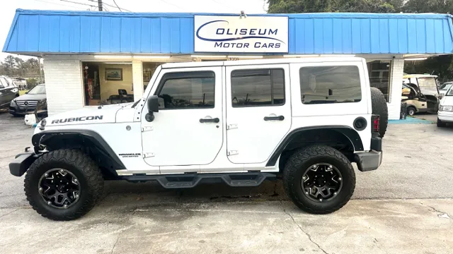 2012 Jeep Wrangler Unlimited Rubicon's photo