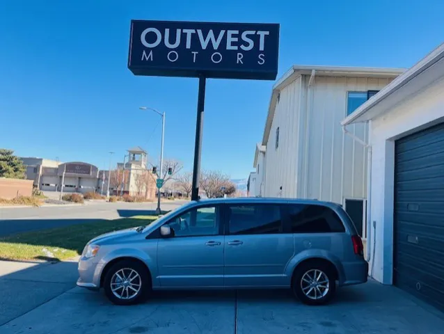2016 Dodge Grand Caravan SE Plus's photo