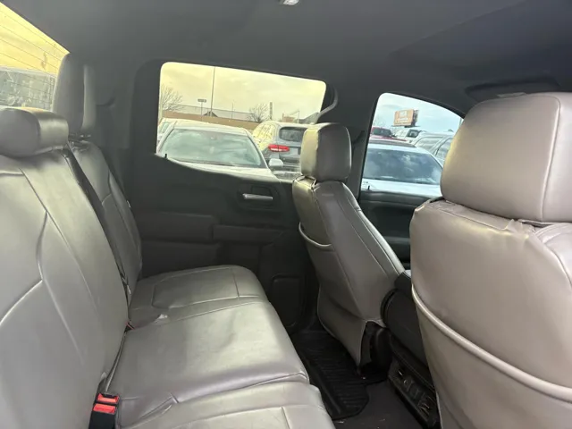 2019 Chevrolet Silverado 1500 LT - Photo 11