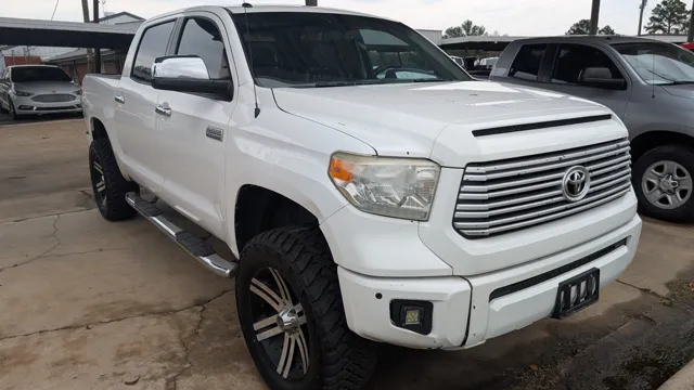 2016 Toyota Tundra Platinum's photo