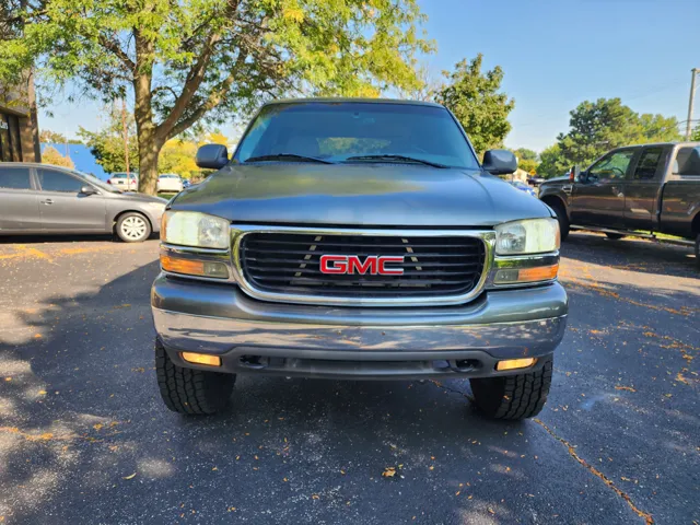 2001 Gmc Yukon SLE photo 8