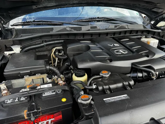2014 Infiniti QX80 Base photo 17