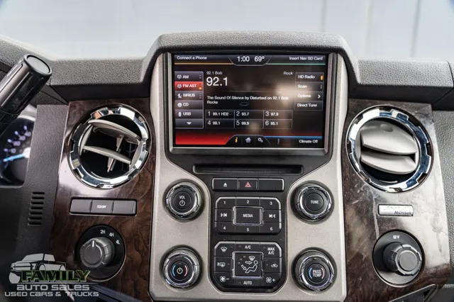 2013 Ford F-450 Super Duty Lariat - Photo 17