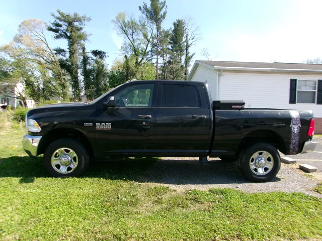 2017 RAM 3500 Tradesman 4X4 Crew Cab SWB's photo