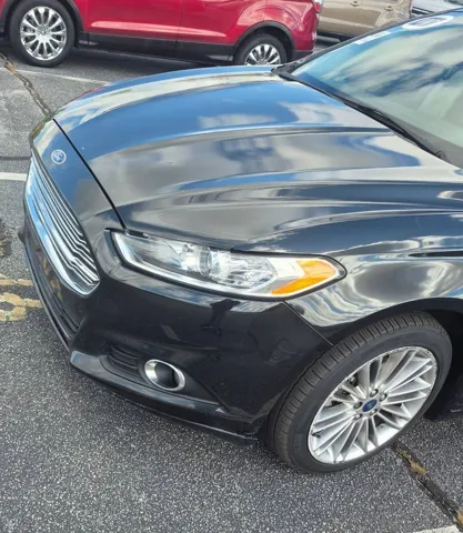 2014 Ford Fusion SE's photo
