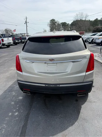 2017 Cadillac XT5 Luxury - Photo 6