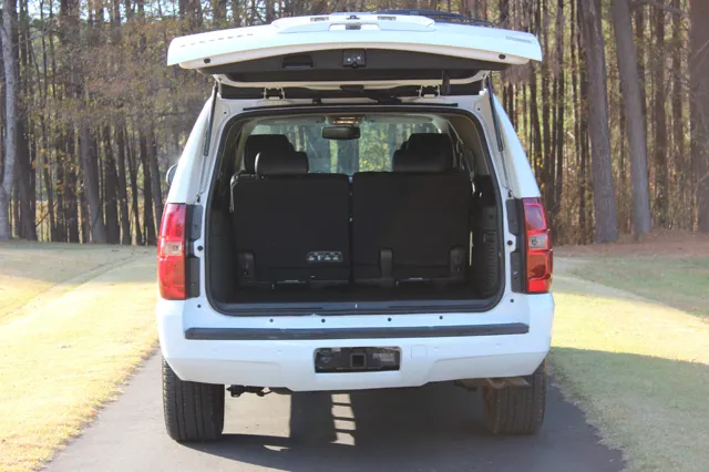 2011 Chevrolet Suburban LT - Photo 15
