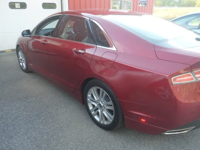 2014 Lincoln MKZ Hybrid - Photo 4
