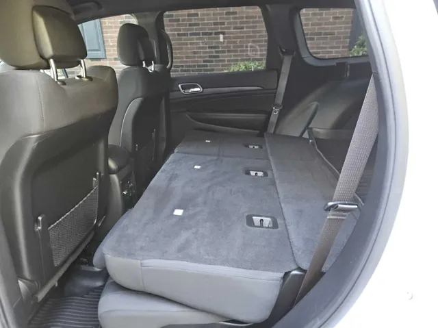 2020 Jeep Grand Cherokee Upland photo 25