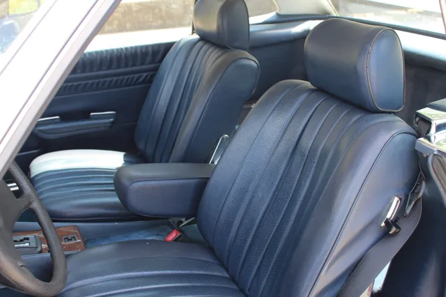 1984 Mercedes Benz 380 photo 13