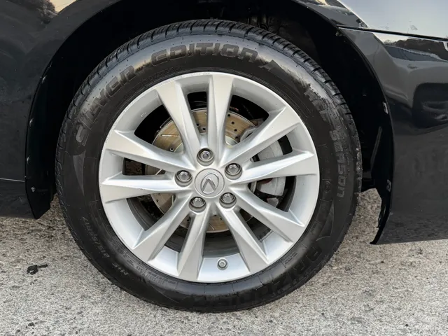 2010 Lexus ES 350 - Photo 32