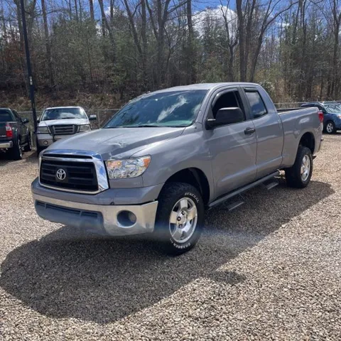 2011 Toyota Tundra 4.6 Auto Tundra Grade Double Cab's photo