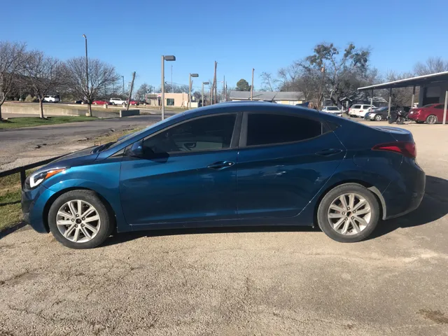 2016 Hyundai Elantra SE's photo