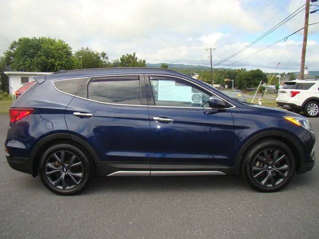 2017 Hyundai Santa Fe Sport 2.0T's photo