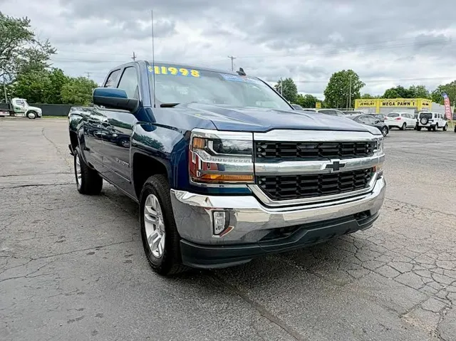 2017 Chevrolet Silverado 1500 LT 4WD photo