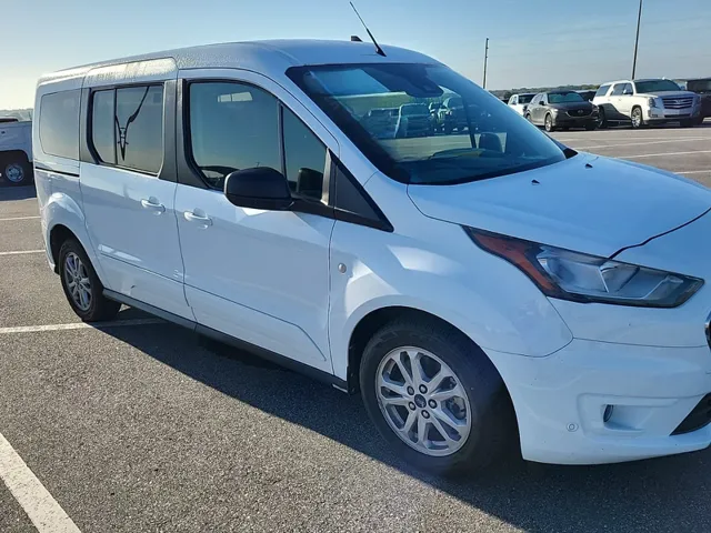 2022 Ford Transit Connect XLT