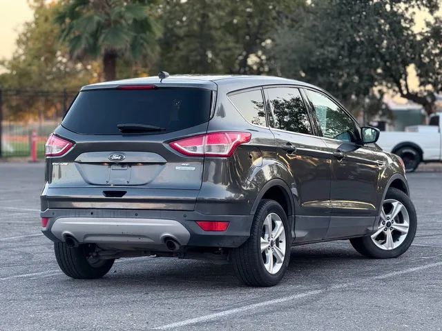 2016 Ford Escape SE - Photo 8