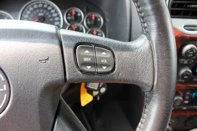 2008 GMC Envoy Denali - Photo 33