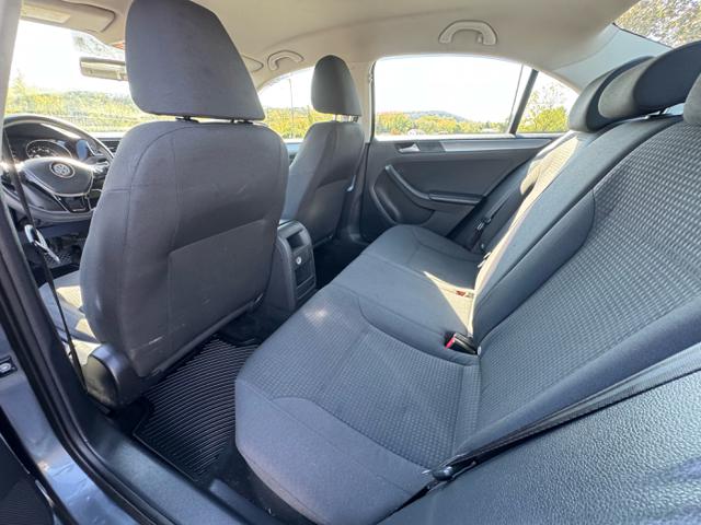 2015 Volkswagen Jetta