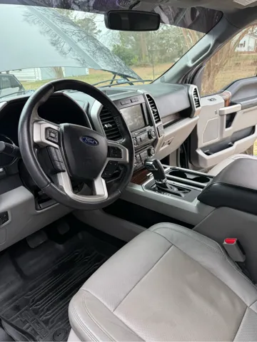 2017 Ford F-150 Lariat - Photo 8