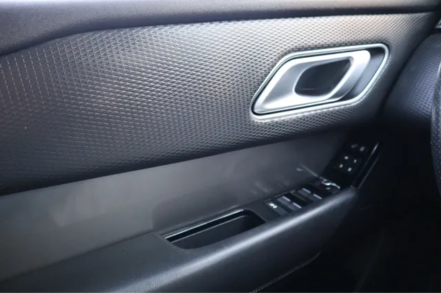 2020 Land Rover Range Rover Velar P250 S photo 11