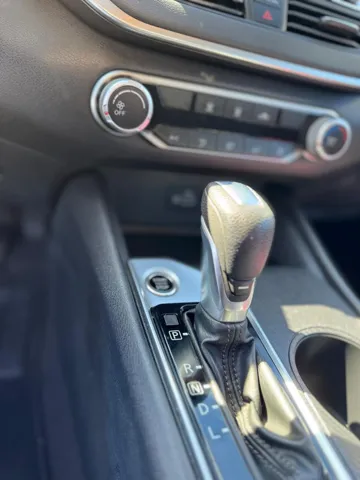 2022 Nissan Altima S - Photo 10