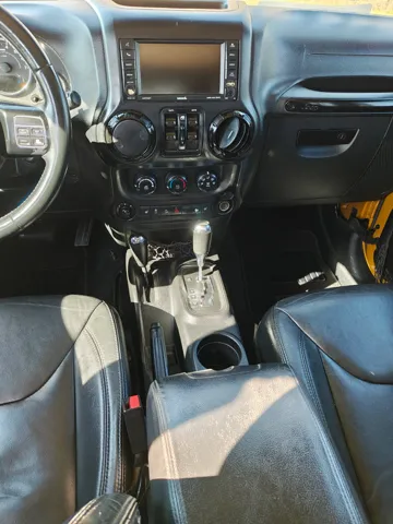 2014 Jeep Wrangler Unlimited Altitude - Photo 11