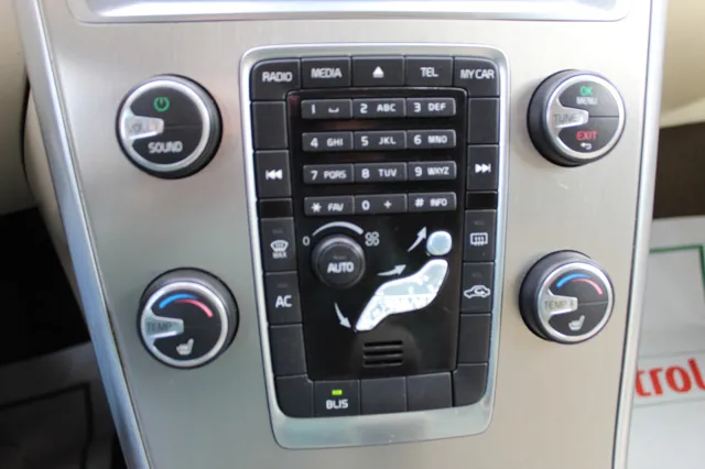 2012 Volvo XC60 3.2 - Photo 19