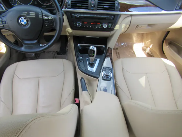 2013 BMW 3 Series 328i - Photo 17
