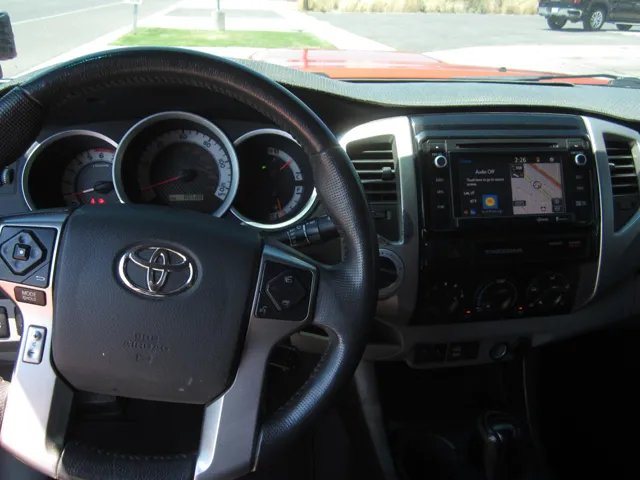 2015 Toyota Tacoma TRD Pro - Photo 9