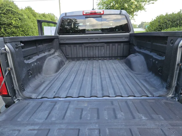 2019 Chevrolet Colorado ZR2 - Photo 31