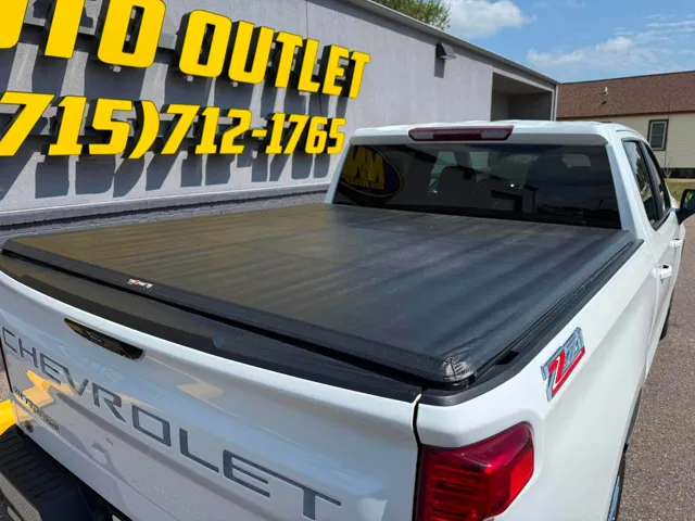 2022 Chevrolet Silverado 1500 LT - Photo 10