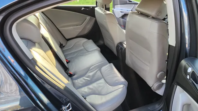2006 Volkswagen Passat 2.0T - Photo 17